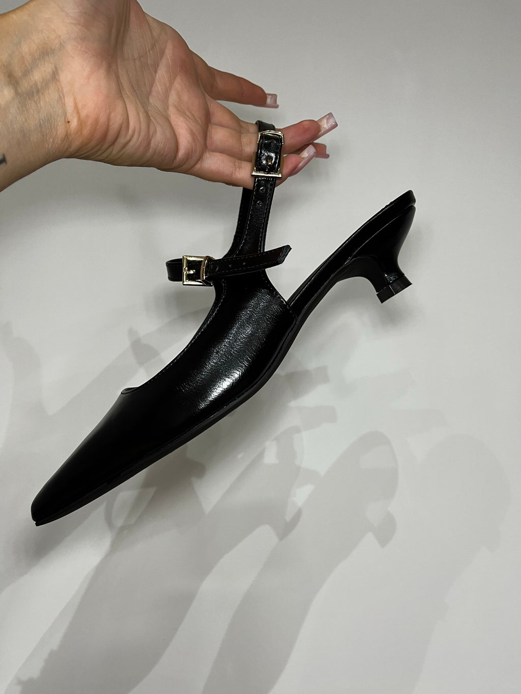 Décolleté slingback coffee