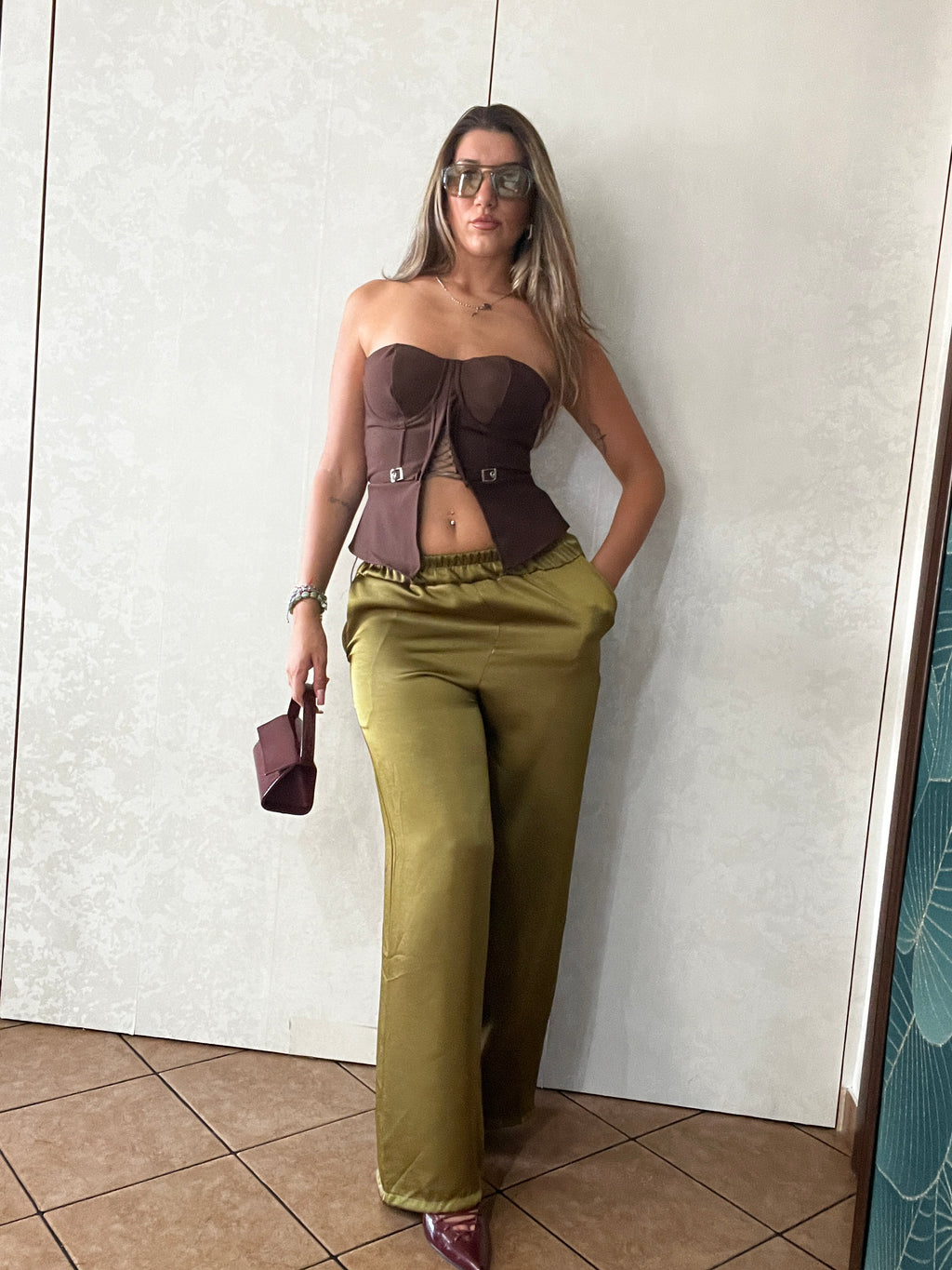 Pantalone satin verde oliva